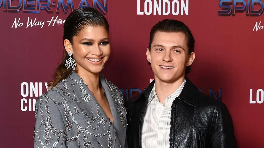 Zendaya Visits Tom Holland on 'The Crowded Room' Set in New York City