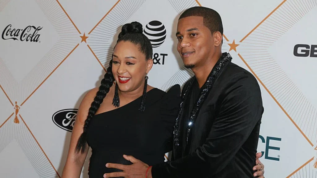 is tia mowry pregnant