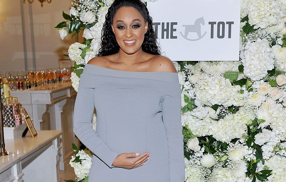 is tia mowry pregnant