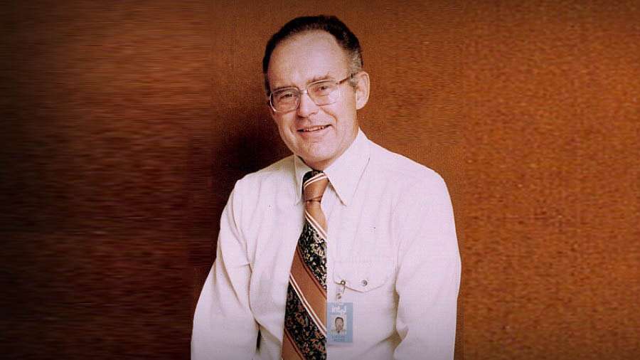 gordon moore net worth