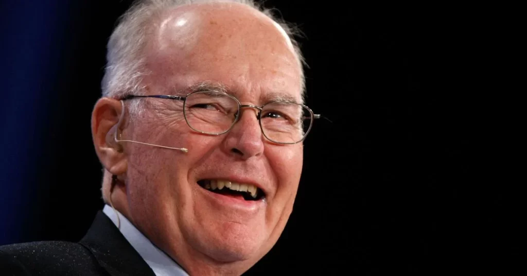 gordon moore net worth