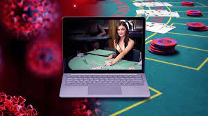 Why Live Dealer Casino Games Use A Mixture of Old and New Technology