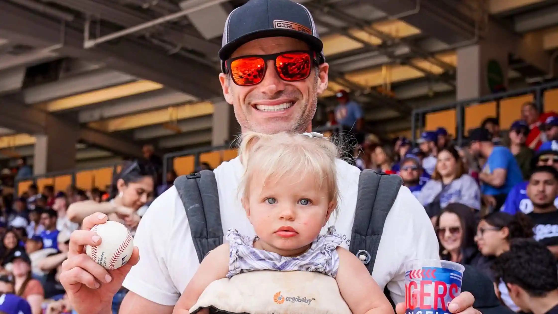 Dodgers Fan Catches Foul Ball While Holding His Baby and a Beer 