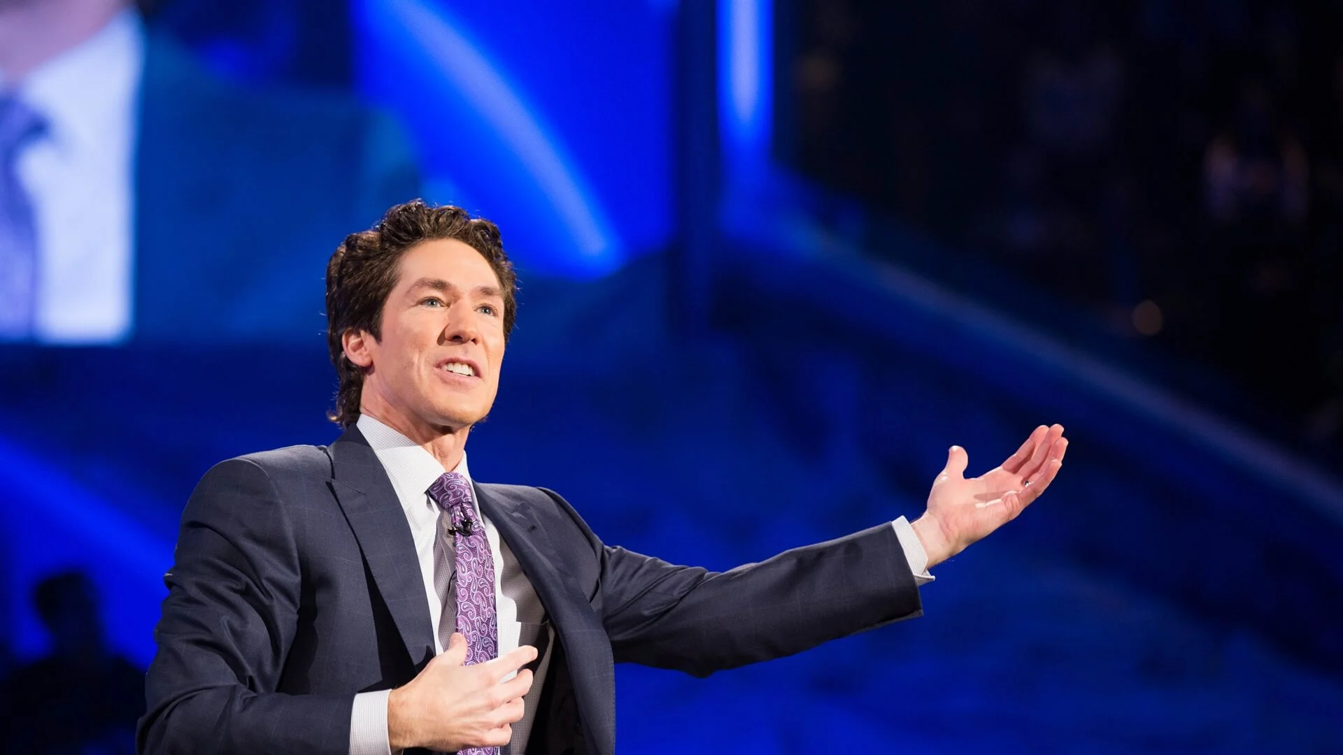 joel osteen plastic surgery